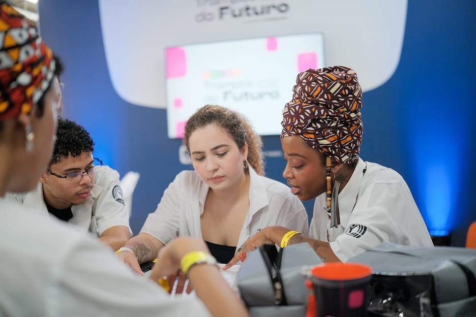 Participantes em workshop de empreendedorismo e moda